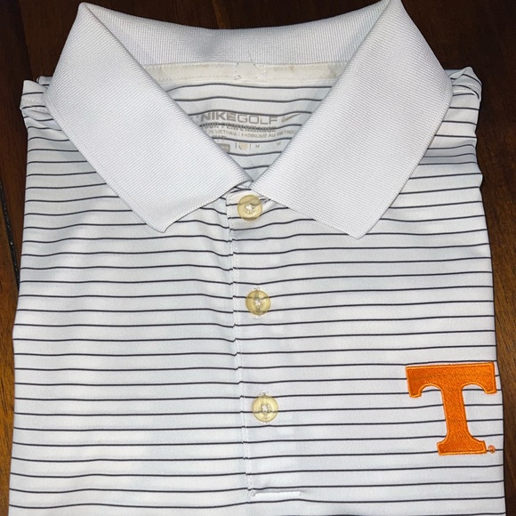 Polos of different brands/ materials. Sizes M-L - Picture 3 of 8